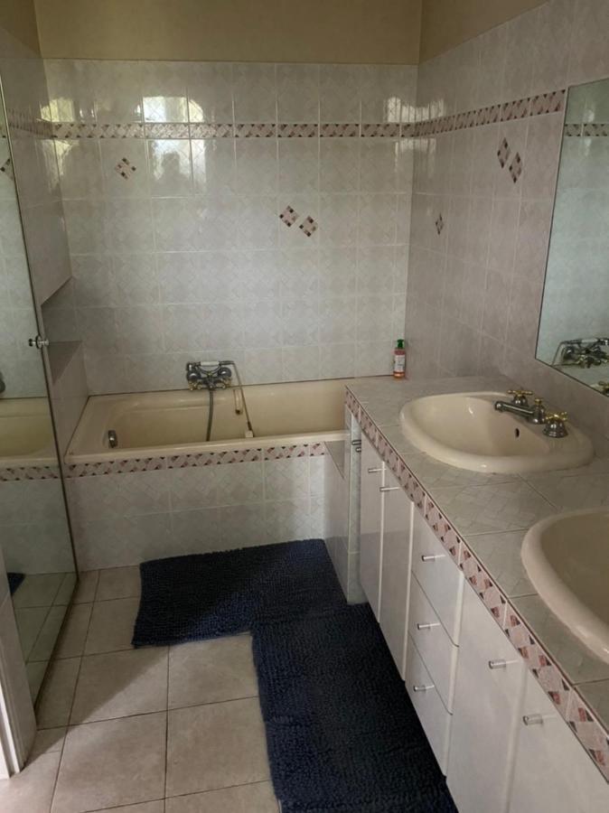 Chambre Spacieuse Independante Dans Villa Plus Parking Privee Le Cannet Bagian luar foto
